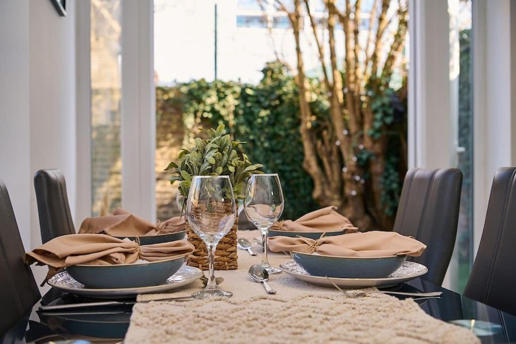 Fabulous 3 Bed Nw London Apartment With Private Garden Londres Exterior foto