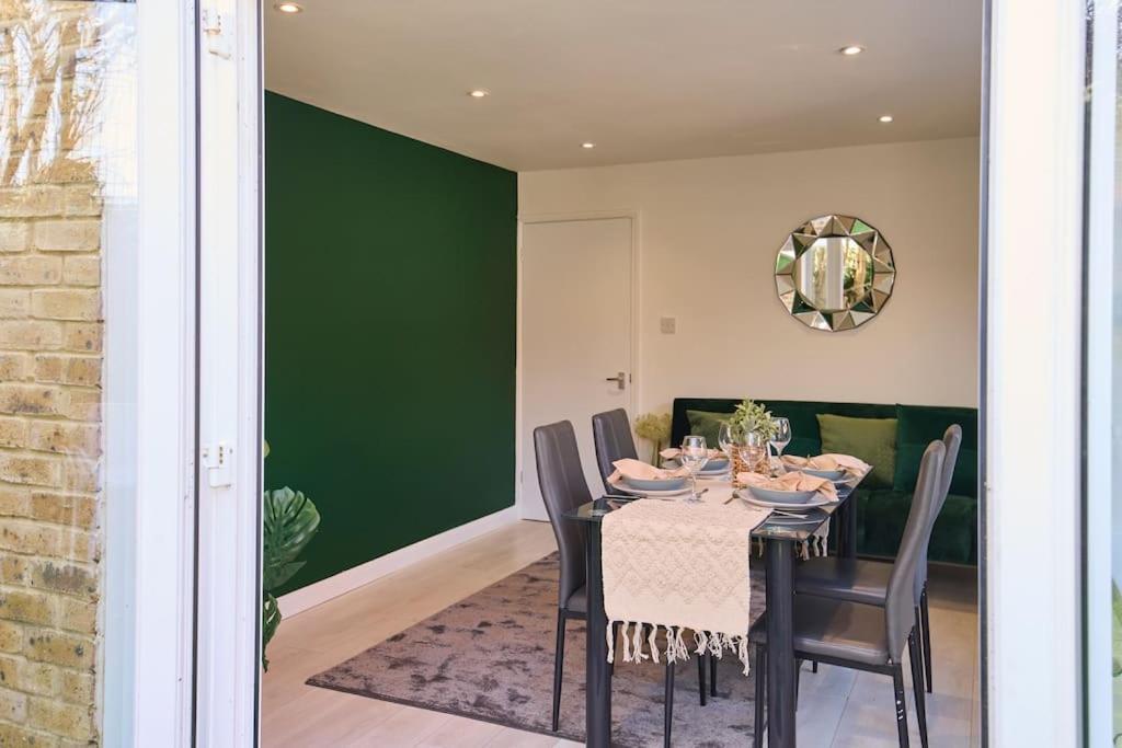 Fabulous 3 Bed Nw London Apartment With Private Garden Londres Exterior foto